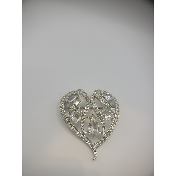 Coro Jewelry - Vintage Coro Pin Brooch Ornate Heart Crystal Teardrop Jewelry Costume